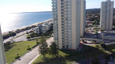 Apartamento ID.1048/HERMOSA-VISTA-AL-MAR,MUY-AMPLIO,BUEN-METRAJE - HERMOSA VISTA AL MAR,MUY AMPLIO,BUEN METRAJE