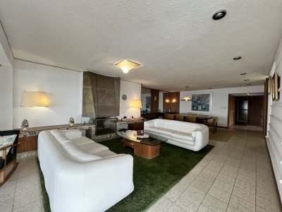 Apartamento ID.721/EN-PLENO-CENTRO-IMPECABLE - EN PLENO CENTRO IMPECABLE
