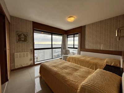 Apartamento ID.721/EN-PLENO-CENTRO-IMPECABLE - EN PLENO CENTRO IMPECABLE