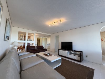 Apartamento ID.1553/Apartamento-en-Venta---Lincoln-Center-Torre-Wilson,-Punta-del-Este - Apartamento en Venta - Lincoln Center Torre Wilson, Punta del Este