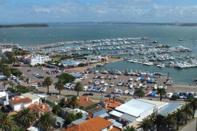 Apartamento ID.726/HERMOSO--CON-VISTA-TOTAL-AL-PUERTO-DIVINO - HERMOSO  CON VISTA TOTAL AL PUERTO DIVINO