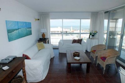 Apartamento ID.726/HERMOSO--CON-VISTA-TOTAL-AL-PUERTO-DIVINO - HERMOSO  CON VISTA TOTAL AL PUERTO DIVINO