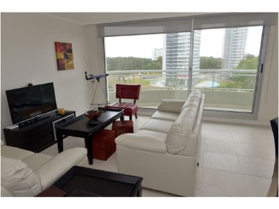Apartamento ID.1331/Roosevelt,-Punta-del-Este-Piso-alto-con-Vista-al-Mar!-,-cómodo-y-muy-Luminoso-.-Modenos-muebles!-- - Roosevelt, Punta del Este Piso alto con Vista al Mar! , cómodo y muy Luminoso . Modenos muebles!  