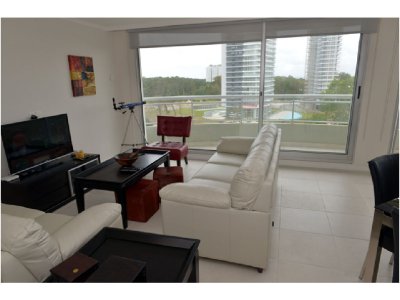 Apartamento ID.1331/Roosevelt,-Punta-del-Este-Piso-alto-con-Vista-al-Mar!-,-cómodo-y-muy-Luminoso-.-Modenos-muebles!-- - Roosevelt, Punta del Este Piso alto con Vista al Mar! , cómodo y muy Luminoso . Modenos muebles!  