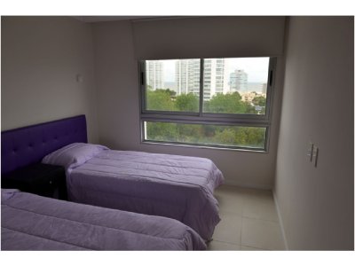 Apartamento ID.1331/Roosevelt,-Punta-del-Este-Piso-alto-con-Vista-al-Mar!-,-cómodo-y-muy-Luminoso-.-Modenos-muebles!-- - Roosevelt, Punta del Este Piso alto con Vista al Mar! , cómodo y muy Luminoso . Modenos muebles!  