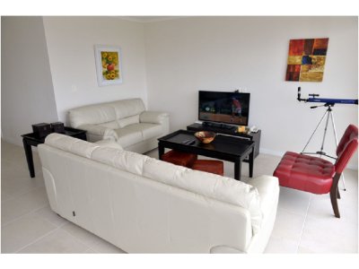 Apartamento ID.1331/Roosevelt,-Punta-del-Este-Piso-alto-con-Vista-al-Mar!-,-cómodo-y-muy-Luminoso-.-Modenos-muebles!-- - Roosevelt, Punta del Este Piso alto con Vista al Mar! , cómodo y muy Luminoso . Modenos muebles!  