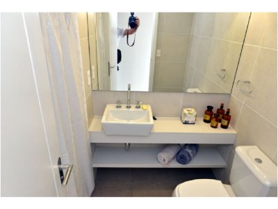 Apartamento ID.1331/Roosevelt,-Punta-del-Este-Piso-alto-con-Vista-al-Mar!-,-cómodo-y-muy-Luminoso-.-Modenos-muebles!-- - Roosevelt, Punta del Este Piso alto con Vista al Mar! , cómodo y muy Luminoso . Modenos muebles!  