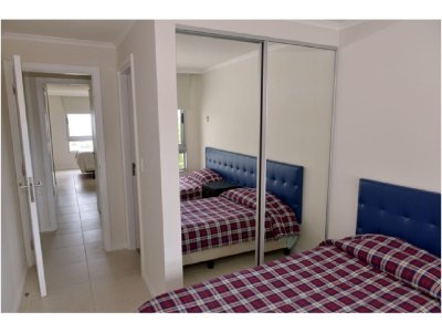 Apartamento ID.1331/Roosevelt,-Punta-del-Este-Piso-alto-con-Vista-al-Mar!-,-cómodo-y-muy-Luminoso-.-Modenos-muebles!-- - Roosevelt, Punta del Este Piso alto con Vista al Mar! , cómodo y muy Luminoso . Modenos muebles!  