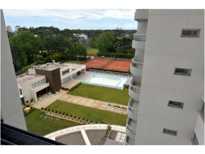 Apartamento ID.1331/Roosevelt,-Punta-del-Este-Piso-alto-con-Vista-al-Mar!-,-cómodo-y-muy-Luminoso-.-Modenos-muebles!-- - Roosevelt, Punta del Este Piso alto con Vista al Mar! , cómodo y muy Luminoso . Modenos muebles!  