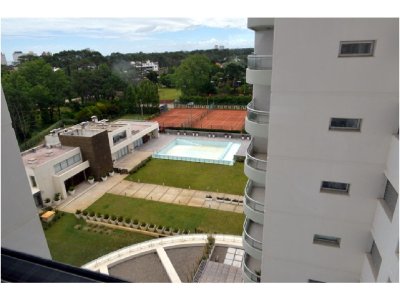 Apartamento ID.1331/Roosevelt,-Punta-del-Este-Piso-alto-con-Vista-al-Mar!-,-cómodo-y-muy-Luminoso-.-Modenos-muebles!-- - Roosevelt, Punta del Este Piso alto con Vista al Mar! , cómodo y muy Luminoso . Modenos muebles!  