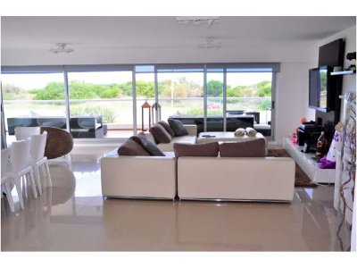 Apartamento ID.1365/*Apartamento-en-Brava,-3-dormitorios-- - *Apartamento en Brava, 3 dormitorios  