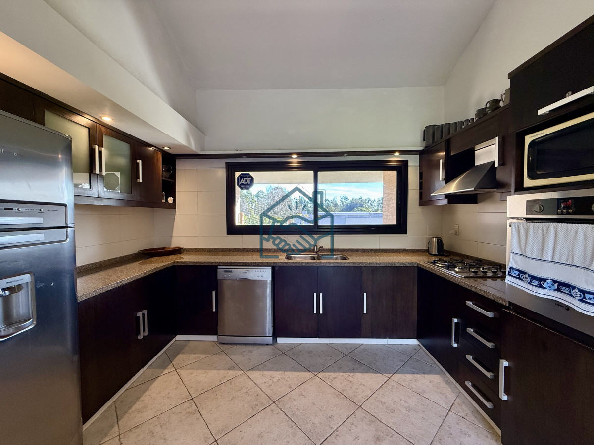 Casa ID.1513/Chalet-en-Rincón-del-Indio---A-500-metros-del-mar - Chalet en Rincón del Indio - A 500 metros del mar