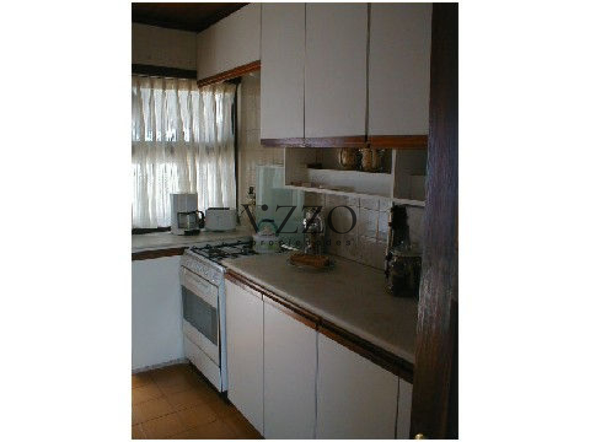 Casa ID.1099/hermosa-cvasa-con-muy-buen-parque-escucha-oferta-y-financia-a-largo-plazo - hermosa cvasa con muy buen parque escucha oferta y financia a largo plazo
