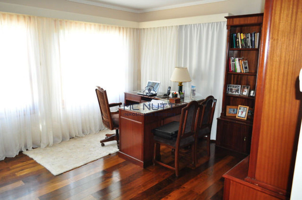 Casa ID.508/ - Casa en Mansa, 5 dormitorios  ABIERTO A NEGOCIOS, TOMA TERRENO O APARTAMENTOS .PUEDE FINANCIAR 40% CON INTERES