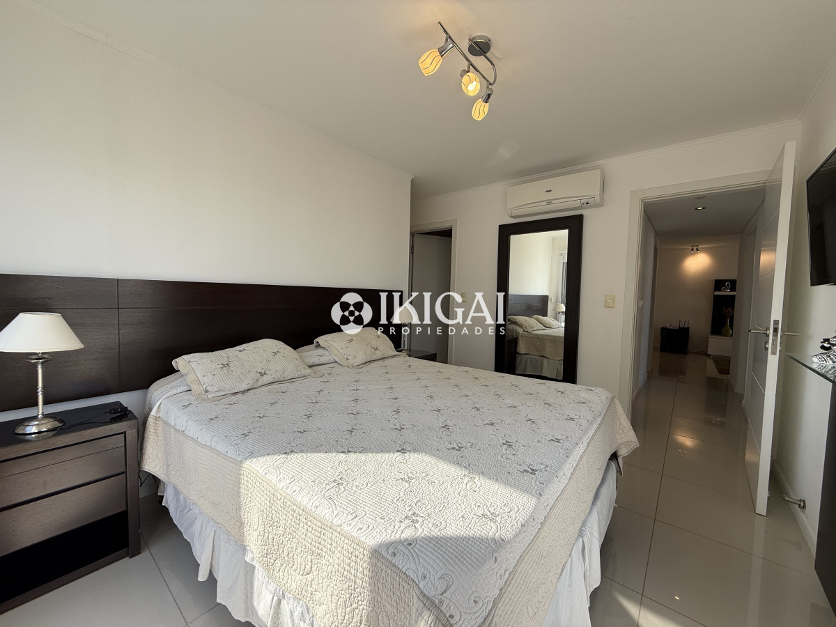 Apartamento ID.763 - HERMOSO DECORADO CON SERVICIOS VISTA MAR 