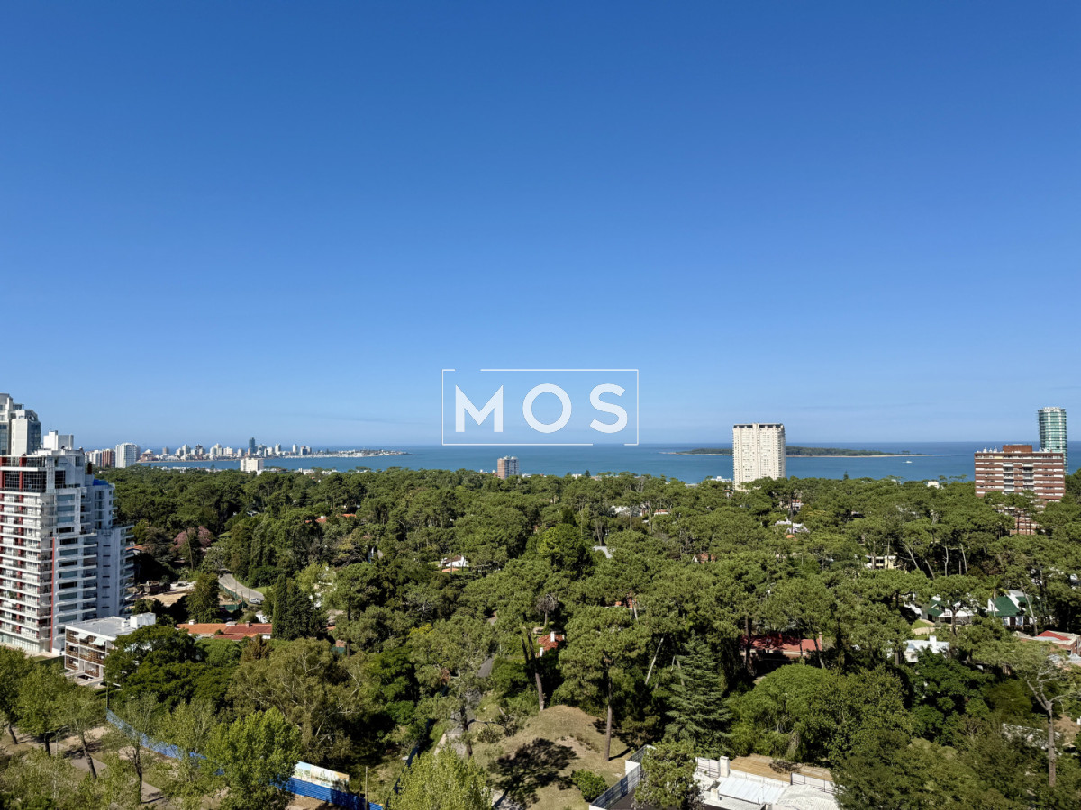 Apartamento ID.3280 - Venta de Apartamento  Parquemar Bosque  Parada 15 de Av. Roosevelt, Punta del Este