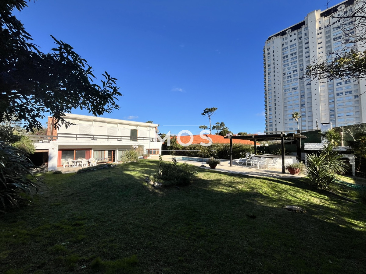 Casa ID.2535 - Casa en Mansa, 3 dormitorios 