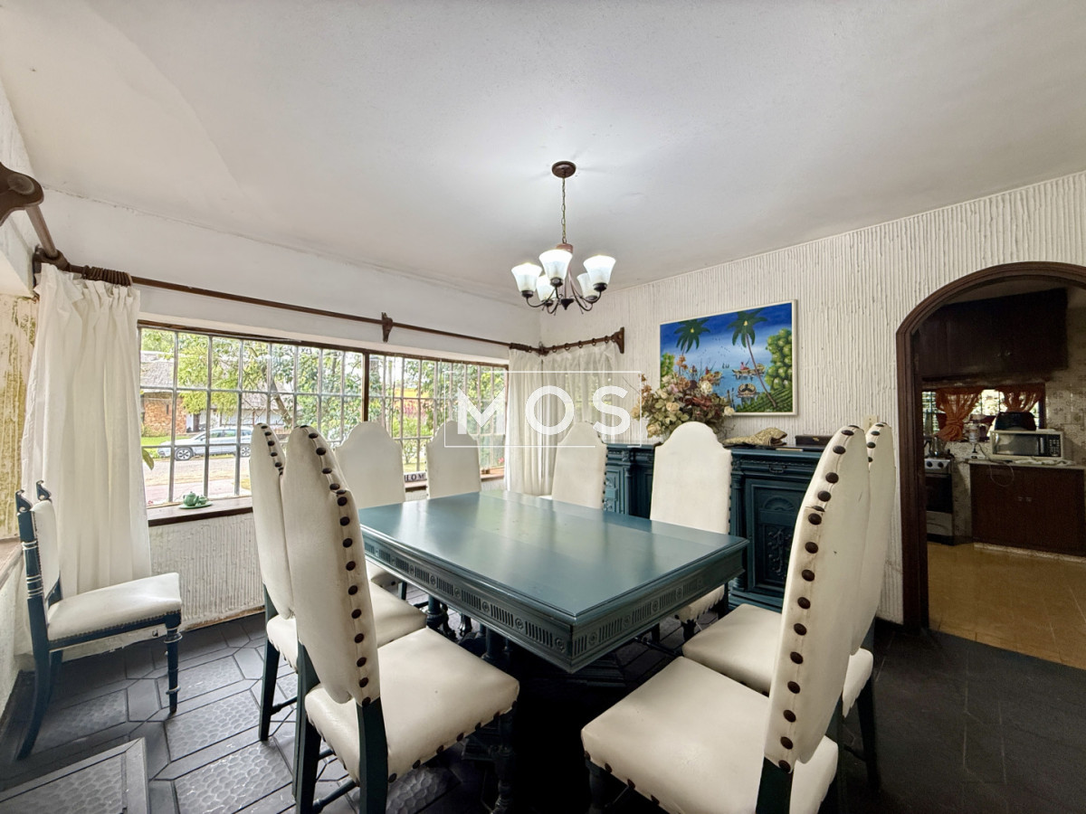 Casa ID.3351 - Casa en VENTA  Barrio Lugano, Punta del Este