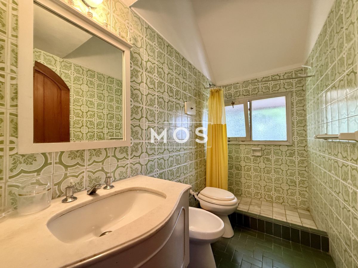 Casa ID.3351 - Casa en VENTA  Barrio Lugano, Punta del Este