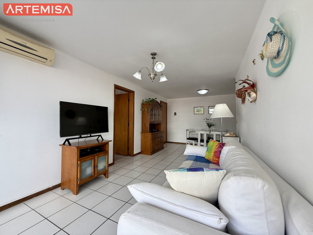 Apartamento ID.910 - Apartamento en venta en Edificio Cap Bretón  Av. Roosevelt y Av. Biarritz