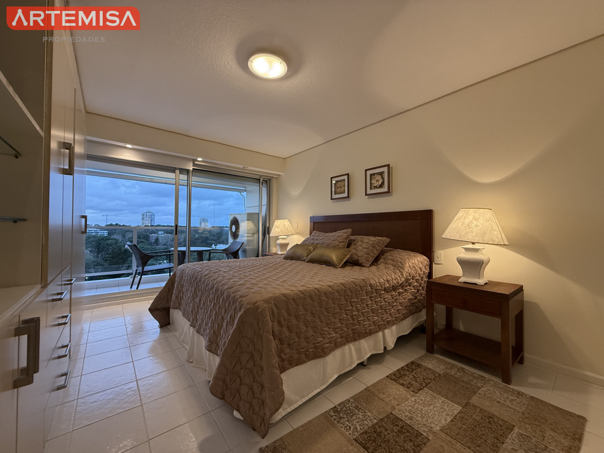 Apartamento ID.853 - Alquiler Temporal  Lincoln Center Punta del Este