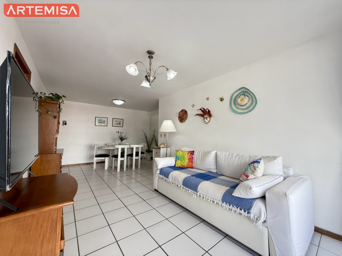 Apartamento ID.910 - Apartamento en venta en Edificio Cap Bretón  Av. Roosevelt y Av. Biarritz