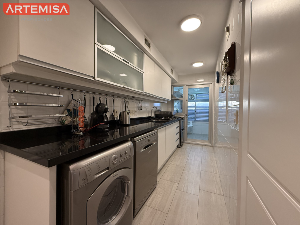 Apartamento ID.853 - Alquiler Temporal  Lincoln Center Punta del Este