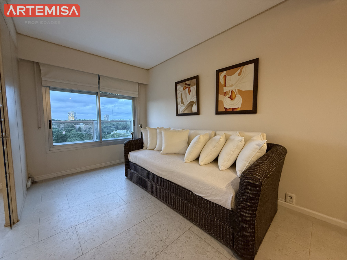 Apartamento ID.853 - Alquiler Temporal  Lincoln Center Punta del Este