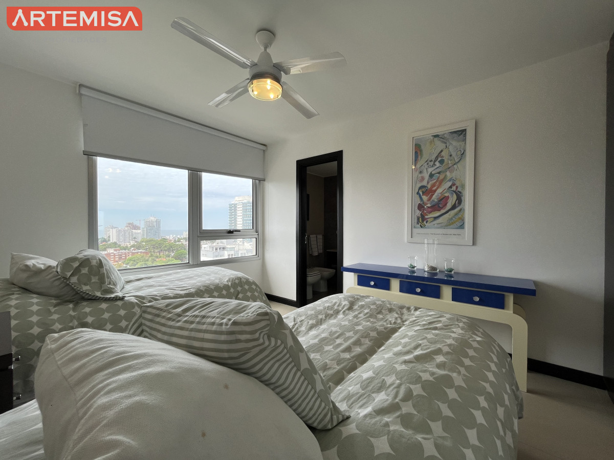 Apartamento ID.662 - Amplio apartamento en venta en torre con servicios 