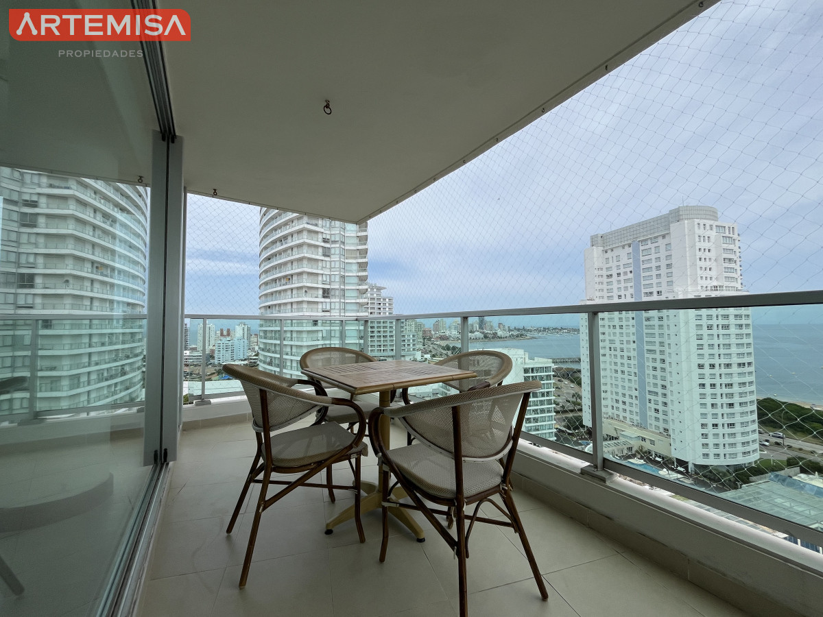 Apartamento ID.662 - Amplio apartamento en venta en torre con servicios 