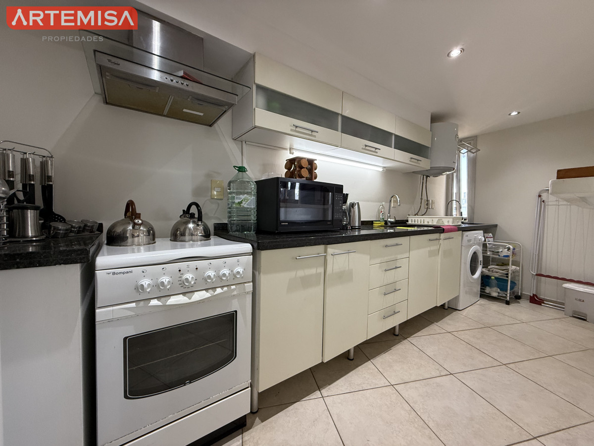 Apartamento ID.667 - edificio Torre O en playa brava.