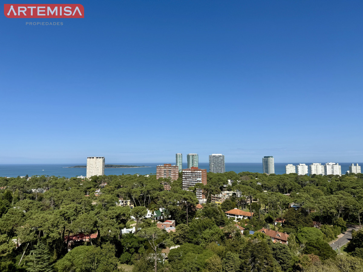 Apartamento ID.911 - Venta de Apartamento  Parquemar Bosque  Parada 15 de Av. Roosevelt, Punta del Este