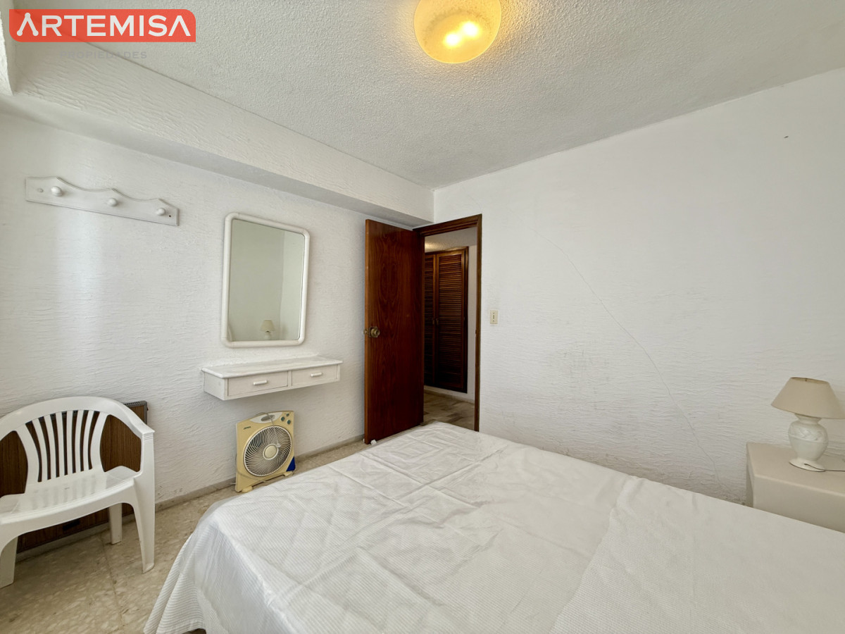 Apartamento ID.897 - EN PLENO CENTRO CERCA DE PLAYA BRAVA Y MANSA 