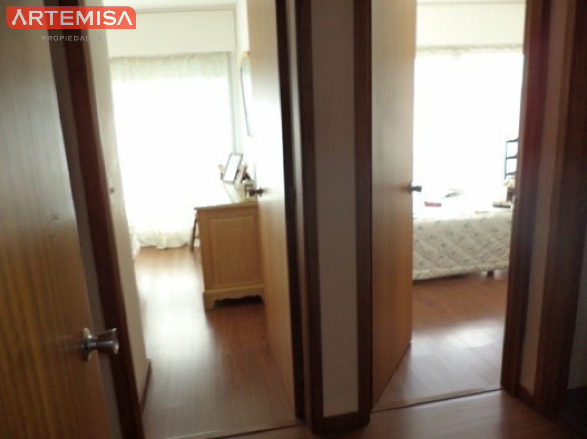 Apartamento ID.856 - bicado sobre la Avda. ROOSVELT, estratégicamente a metros del Punta Shopping  ESCUCHA OFERTAS
