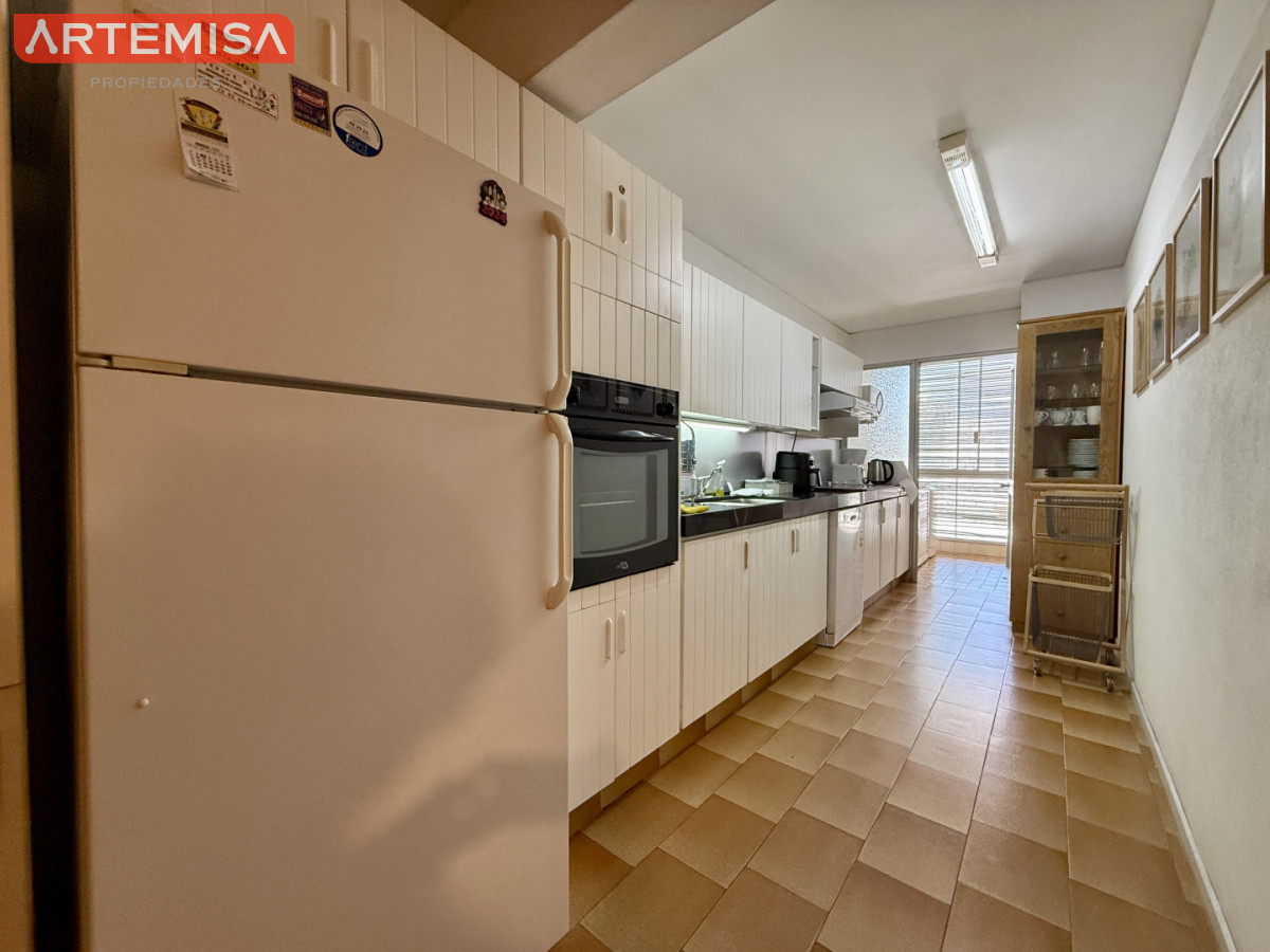 Apartamento ID.909 - Alquiler temporal  Torre El Torreón  Punta del Este