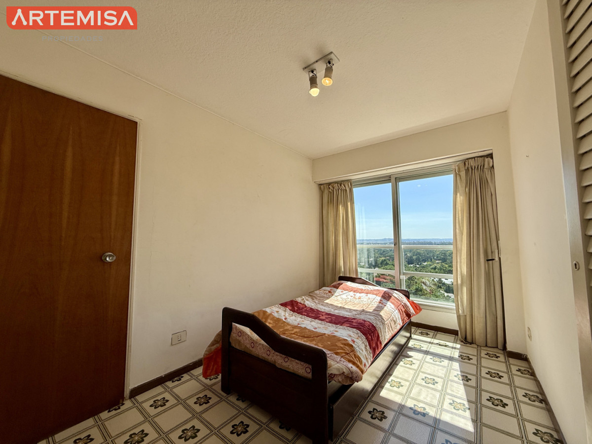 Apartamento ID.911 - Venta de Apartamento  Parquemar Bosque  Parada 15 de Av. Roosevelt, Punta del Este