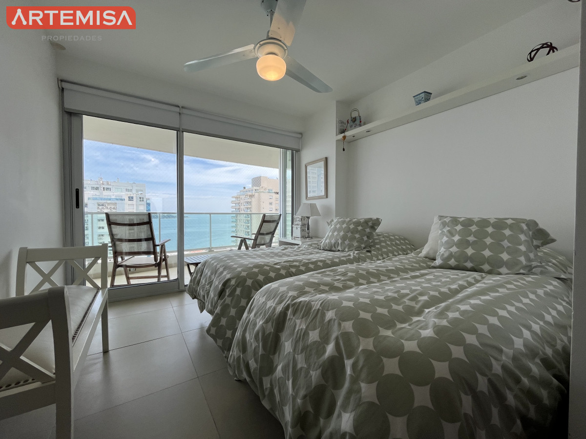Apartamento ID.662 - Amplio apartamento en venta en torre con servicios 