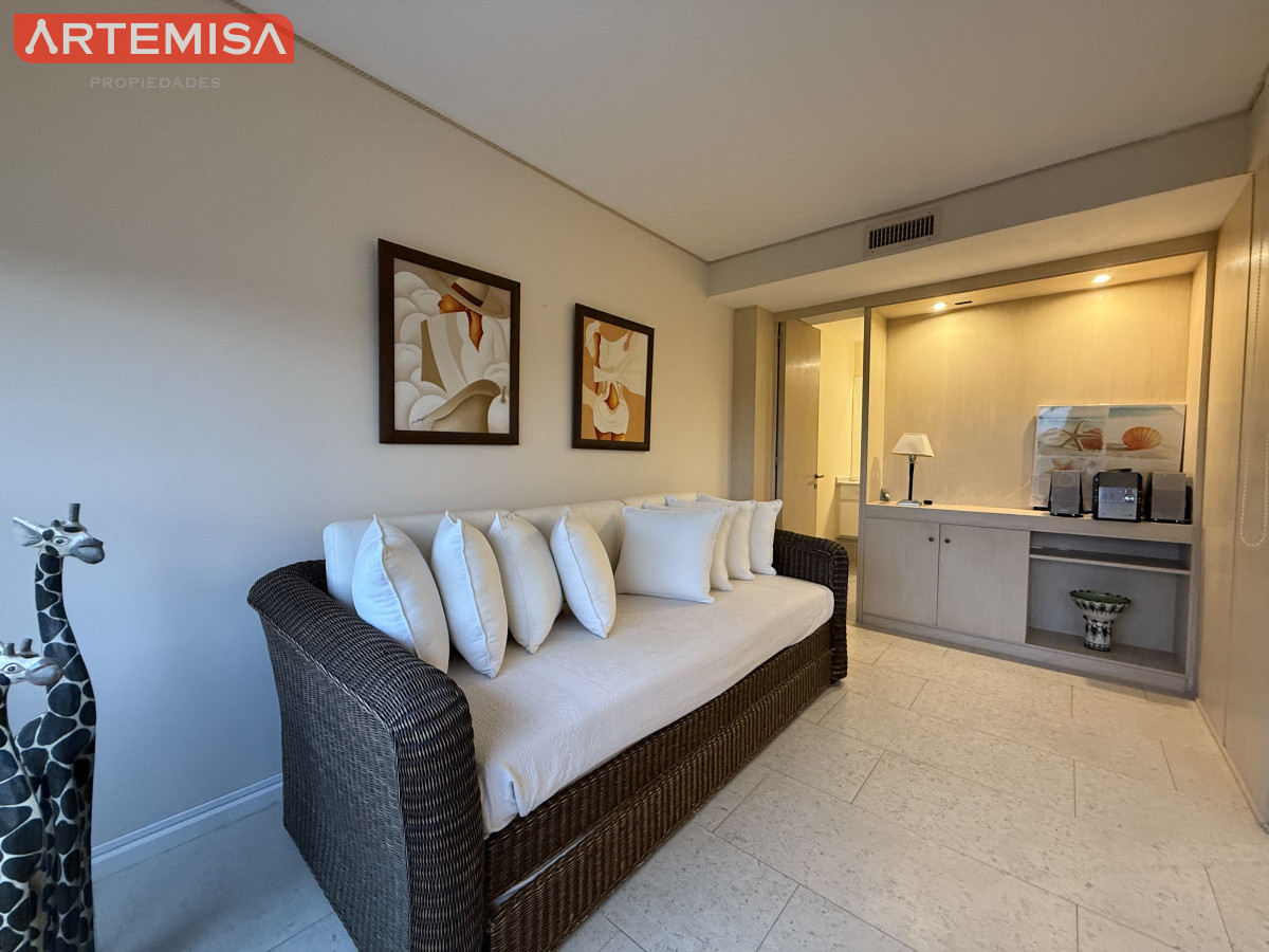 Apartamento ID.853 - Alquiler Temporal  Lincoln Center Punta del Este
