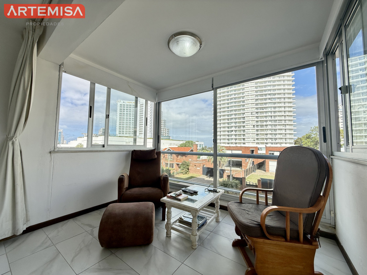 Apartamento ID.910 - Apartamento en venta en Edificio Cap Bretón  Av. Roosevelt y Av. Biarritz