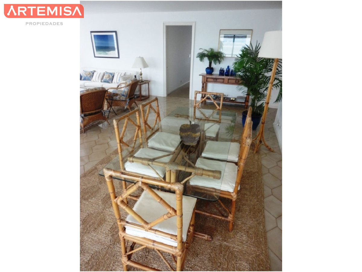 Apartamento ID.814 - Apartamento en Venta – Edificio Brioni, Punta del Este