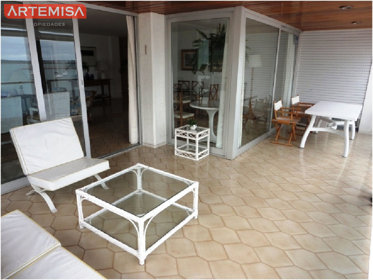 Apartamento ID.814 - Apartamento en Venta – Edificio Brioni, Punta del Este
