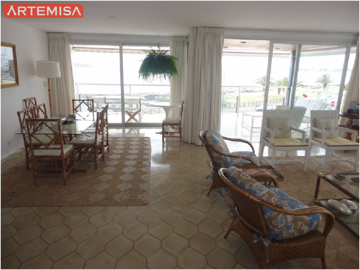 Apartamento ID.814 - Apartamento en Venta – Edificio Brioni, Punta del Este