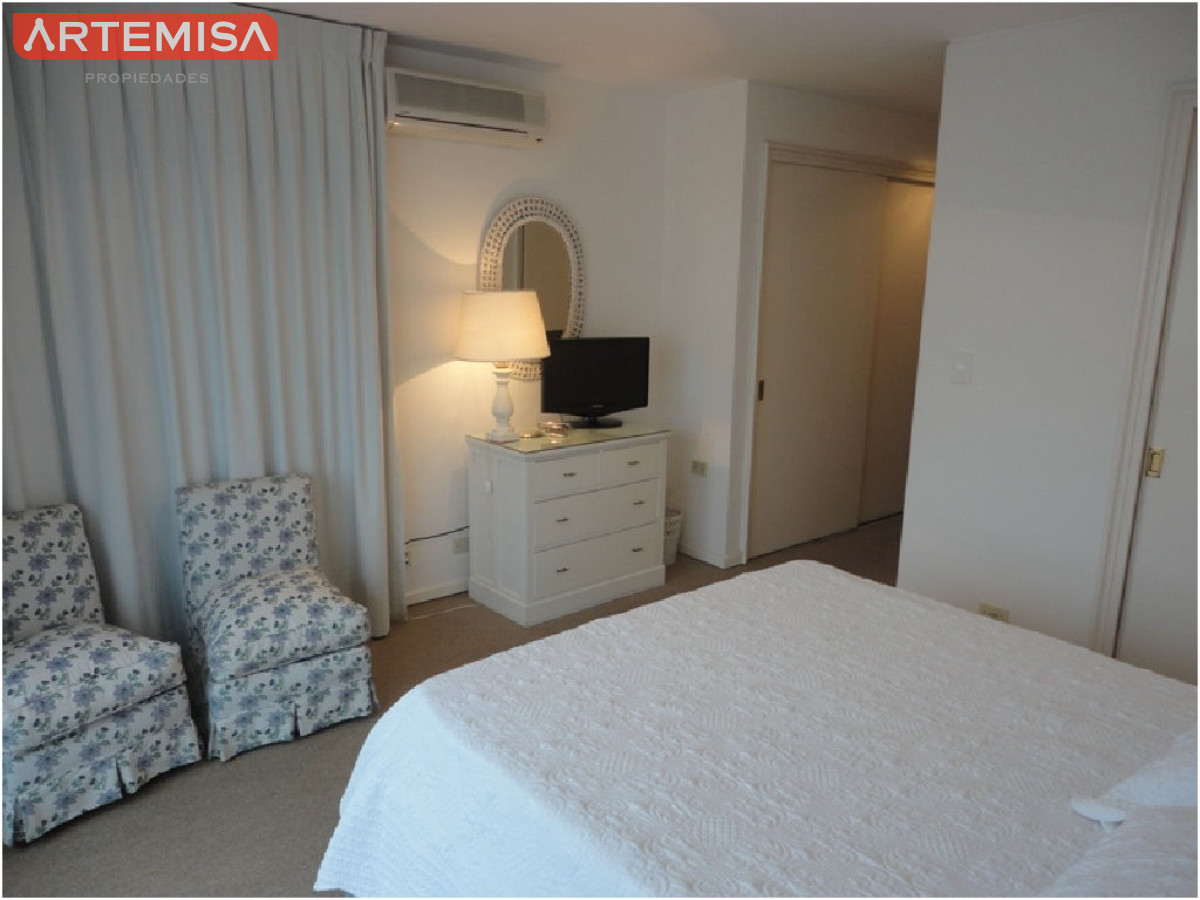 Apartamento ID.814 - Apartamento en Venta – Edificio Brioni, Punta del Este