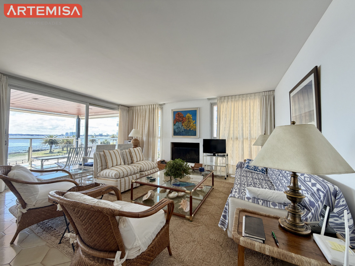 Apartamento ID.814 - Apartamento en Venta – Edificio Brioni, Punta del Este