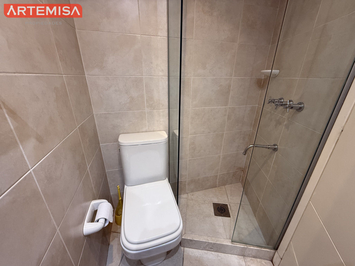 Apartamento ID.667 - edificio Torre O en playa brava.