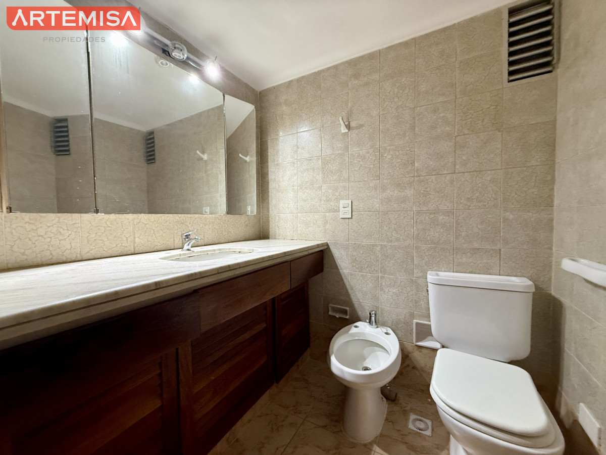 Apartamento ID.911 - Venta de Apartamento  Parquemar Bosque  Parada 15 de Av. Roosevelt, Punta del Este