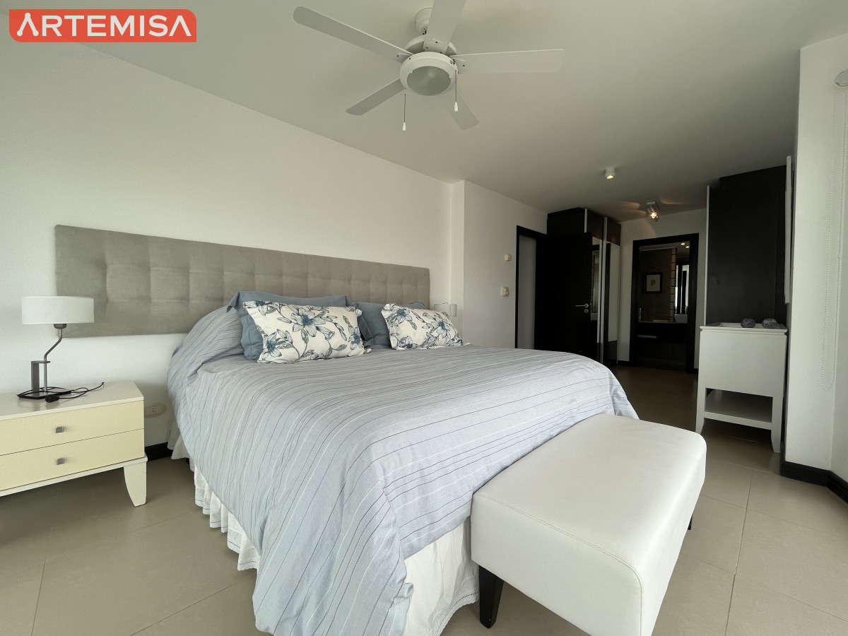 Apartamento ID.662 - Amplio apartamento en venta en torre con servicios 