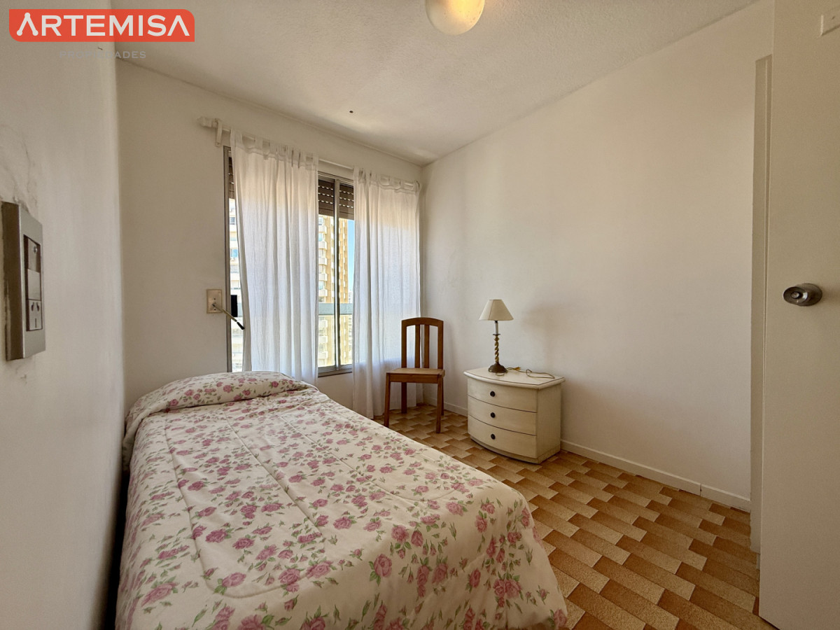 Apartamento ID.909 - Alquiler temporal  Torre El Torreón  Punta del Este