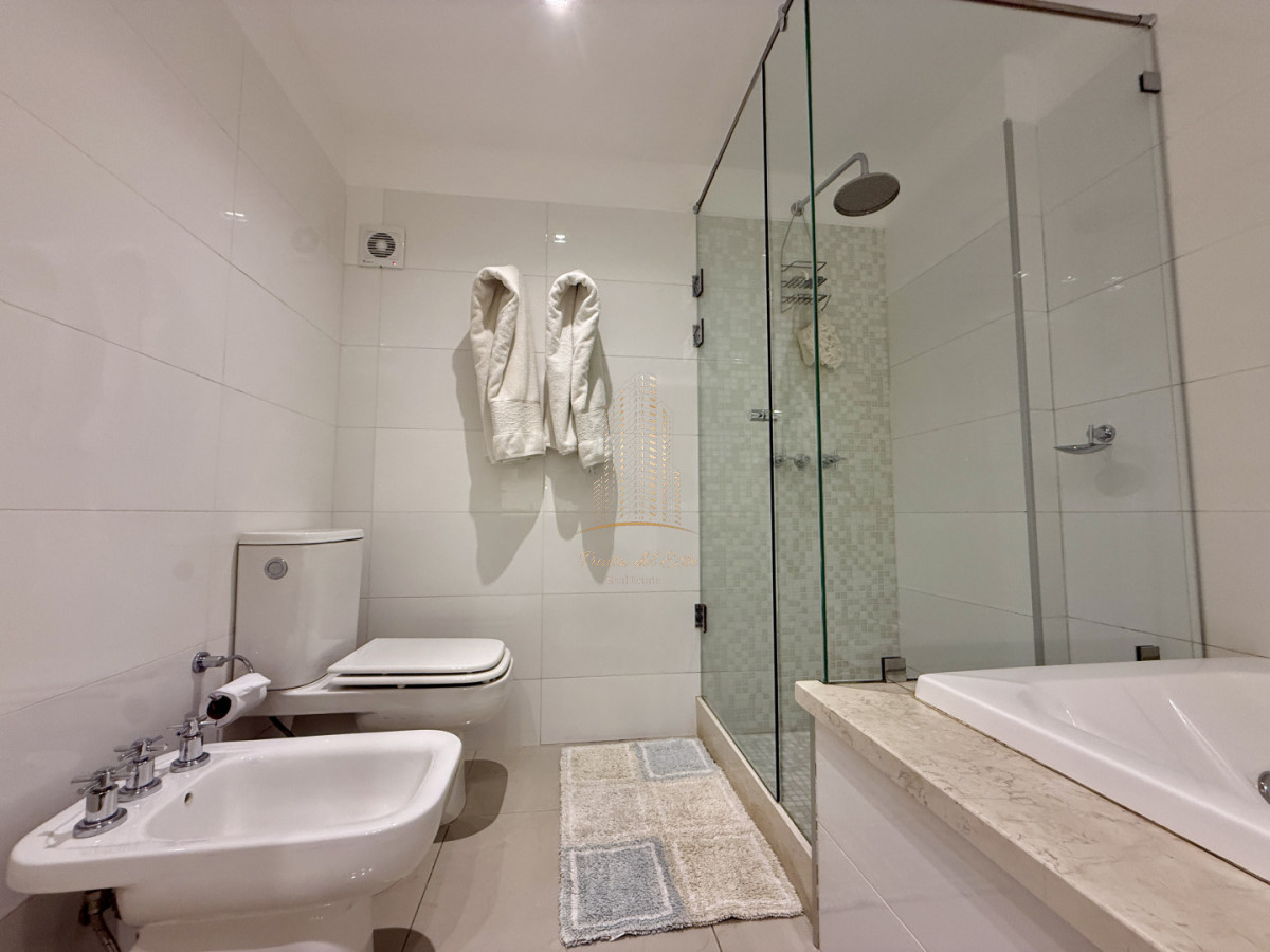 Apartamento ID.856 - Apartamento frente al mar, en Punta del Este para alquiler temporal