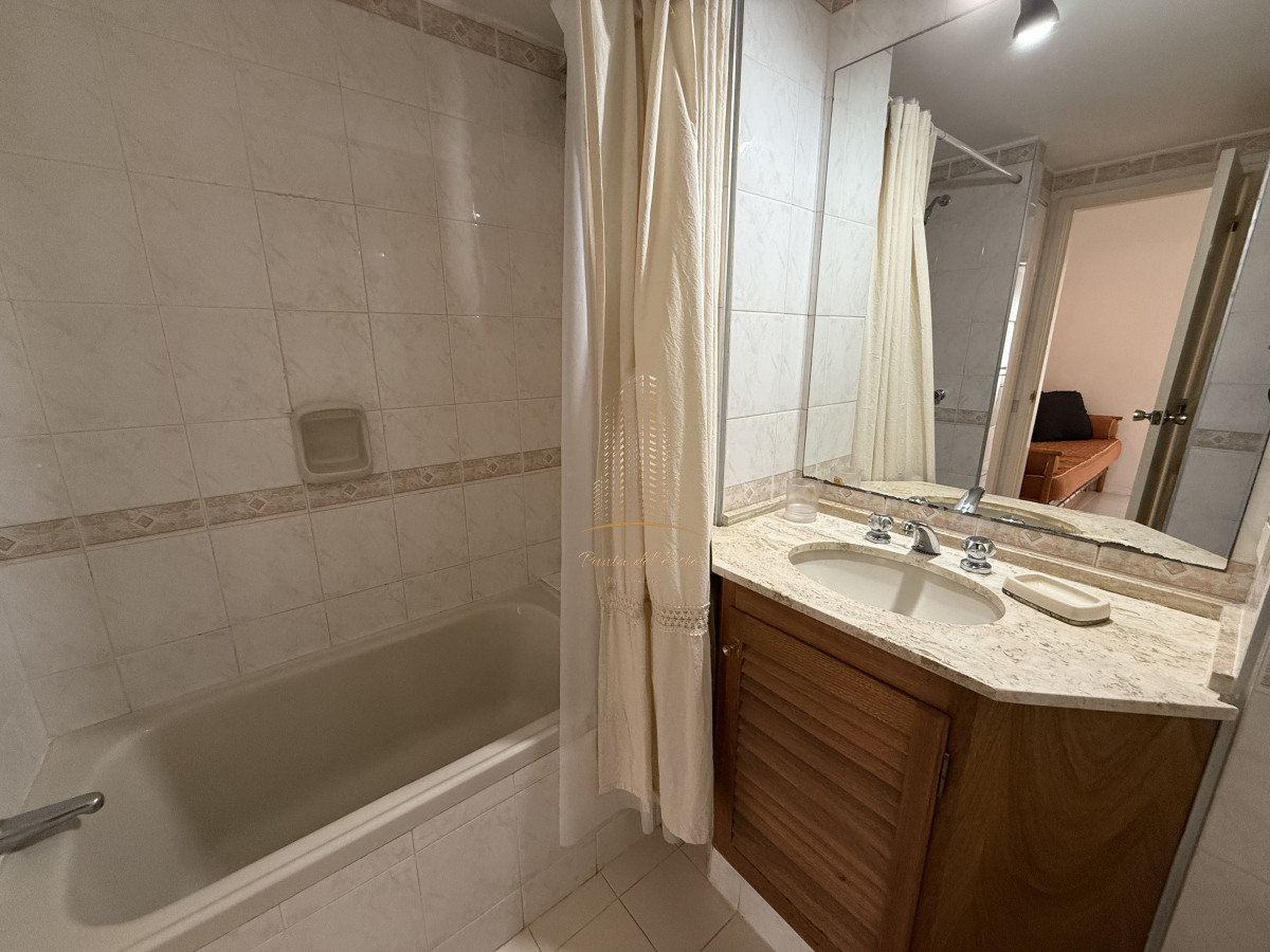 Apartamento ID.824 - Apartamento en venta en Punta del Este